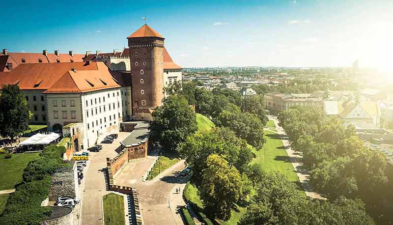 10 things to do in krakow poland wawel castle and view