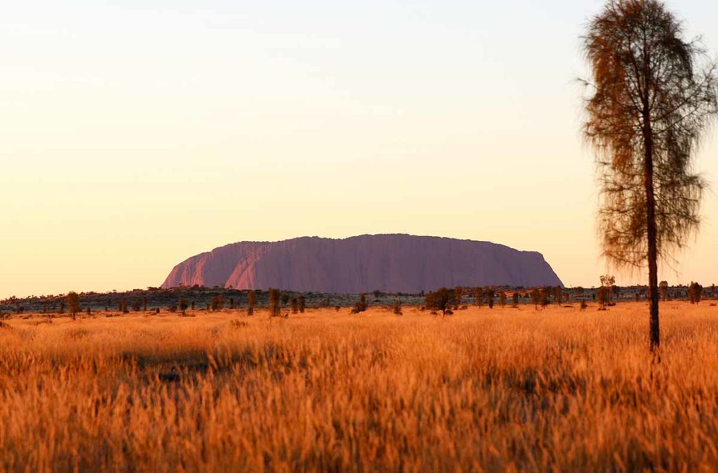 Austrailian Landmarks Uluru