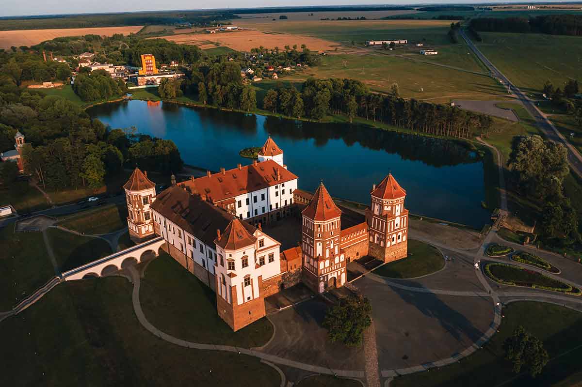 Belarus castles Mir castle