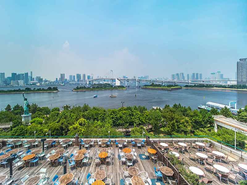 Best beaches in Japan bay of Odaiba