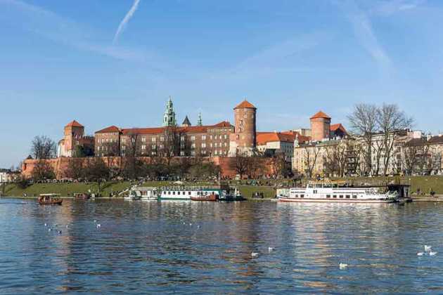 20 Fairytale Castles In Poland For Your 2023 Bucket List