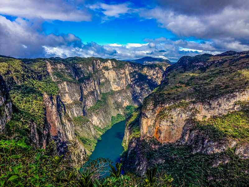 Best national parks of Mexico landscape of the grijalva river and sumidero canyon