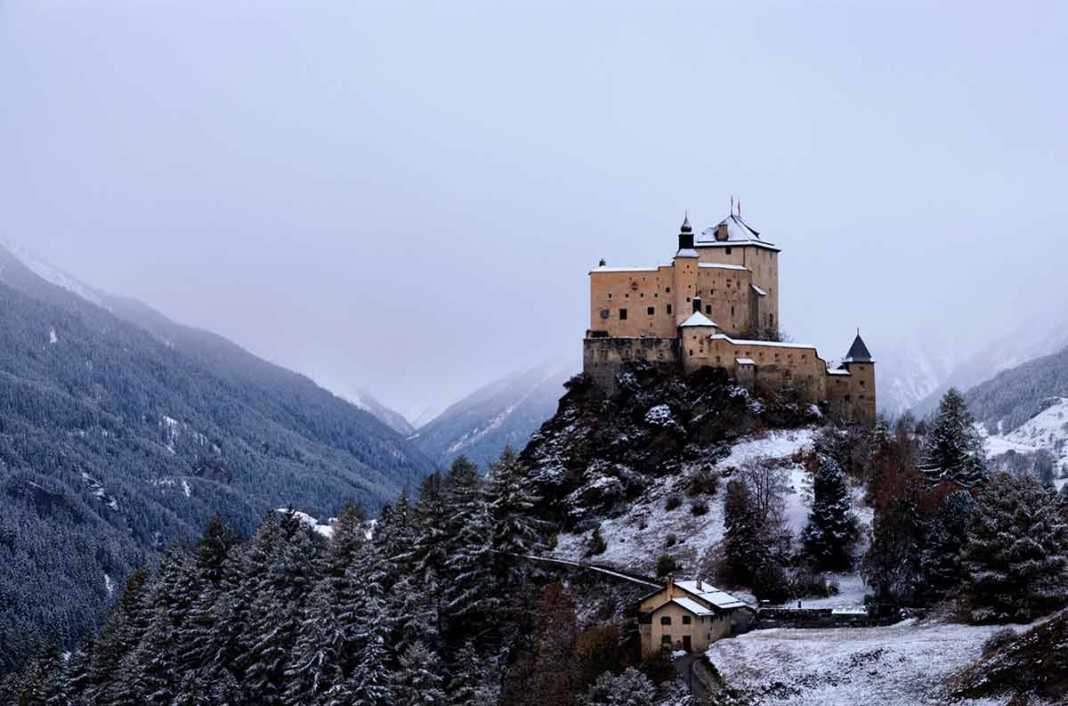20 Fairytale Castles In Switzerland