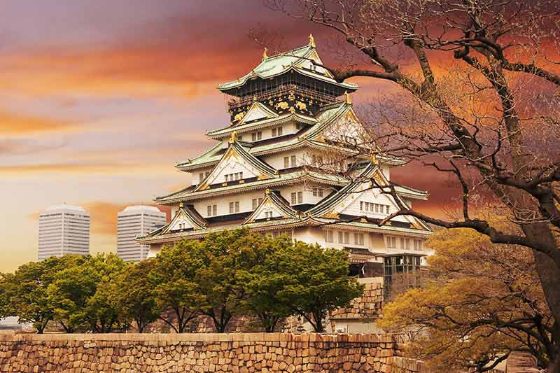 Castles in Japan (osaka castle)