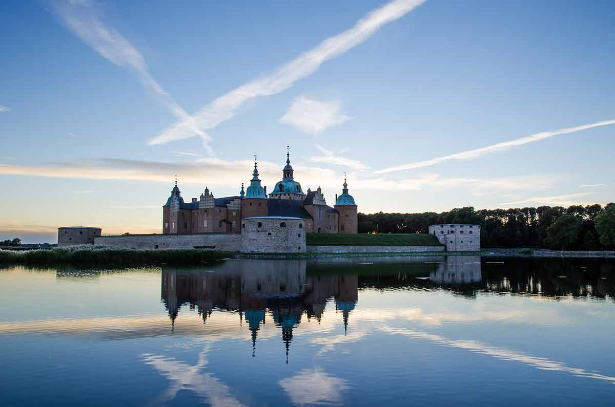 Castles in Sweden (kalmar castle with water in foreground)