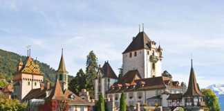 Castles in Switzerland (oberhofen castle)