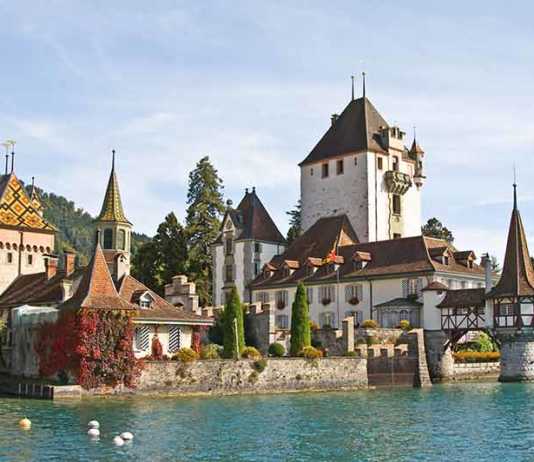 Castles in Switzerland (oberhofen castle)