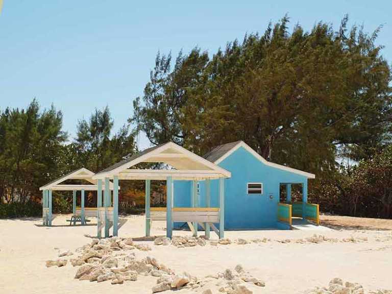 20 Cayman Islands Beaches For Your 2024 Bucket List
