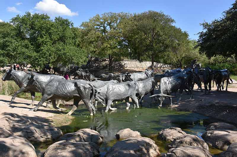 Dallas Landmarks Pioneer Plaza cattle sculpture