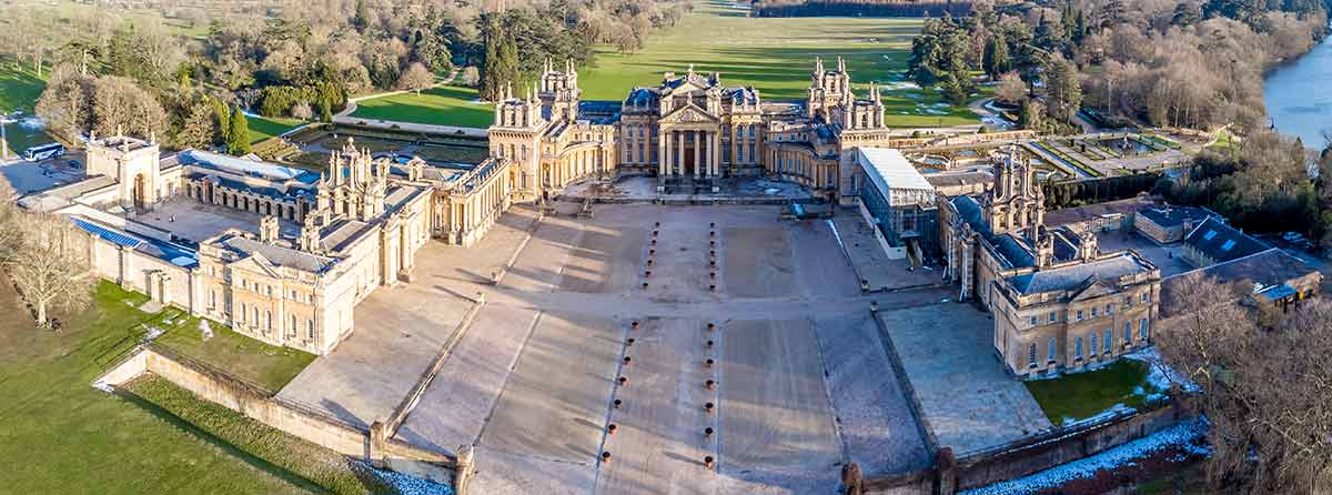 Famous London Palace (Blenheim Palace from the air)