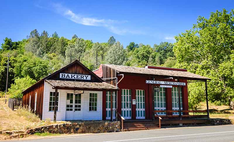 Ghost towns in Northern California Shasta bakery and general store