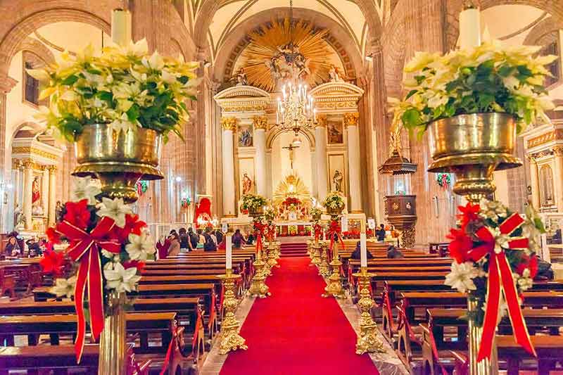 How to celebrate Christmas in Mexico Metropolitan Cathedral