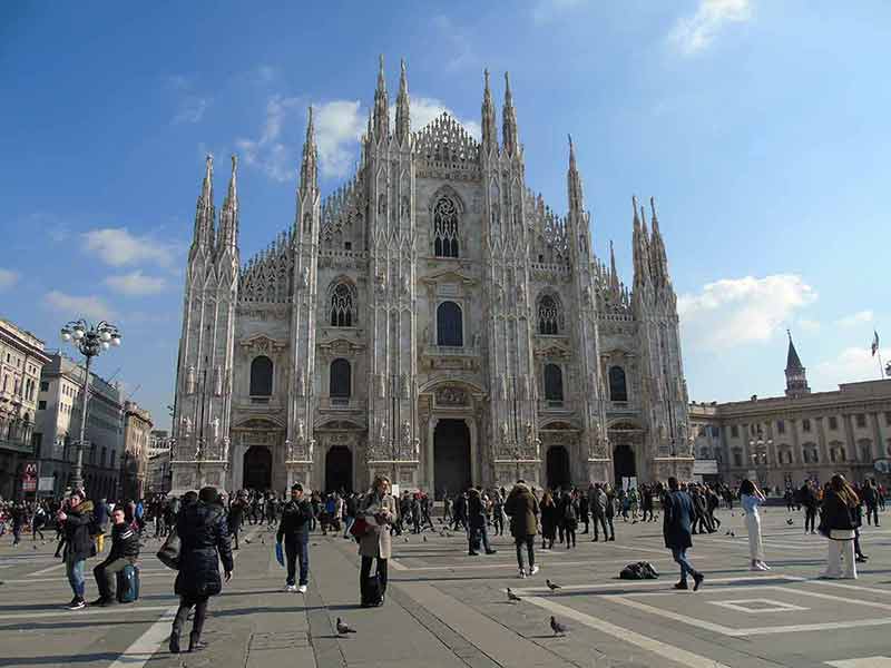 Italy in winter temperatures Duomo of Milan