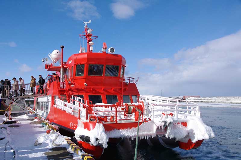 Japan in January - Drift Ice cruise, Monbetsu