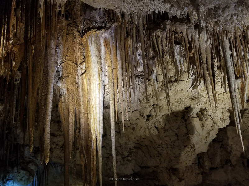 Kelly Hill Caves beautiful stalactites
