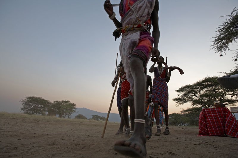 Great Rift Valley Kenya - The Masais dancing