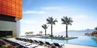 How To Find Cheap Hotels In Macau MGM Macau Swimming Pool