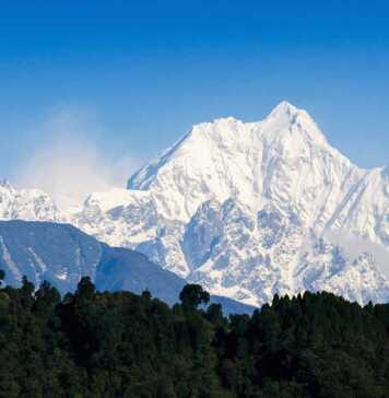 Mountains in India Kanchenjunga range