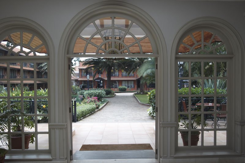 Fairmont The Norfolk Nairobi - View of the hotel's courtyard