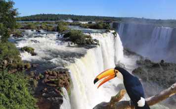 Natural landmarks Brazil Iguacu Falls