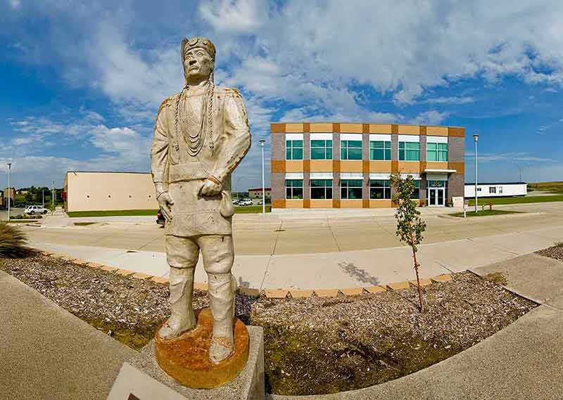 Nebraska Landmarks Winnebago Statue Circle