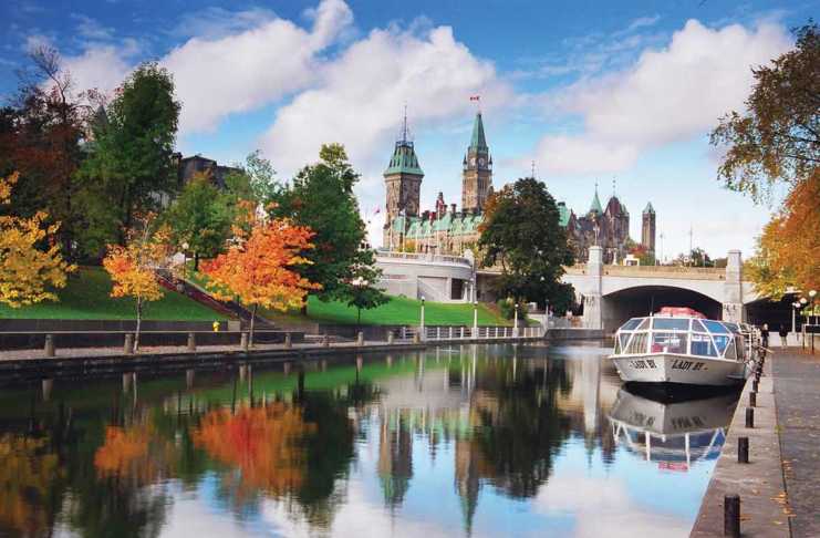 30 Amazing Things To Do In Ottawa That Most Tourists Miss Ottawa Rideau Canal