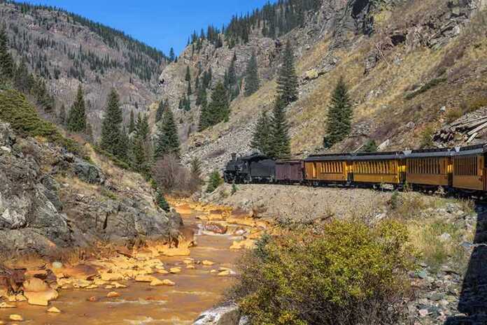 Train Red Rocks 20 Best Train Trips USA In 2026 - Discover The Joy Of Slow Travel
