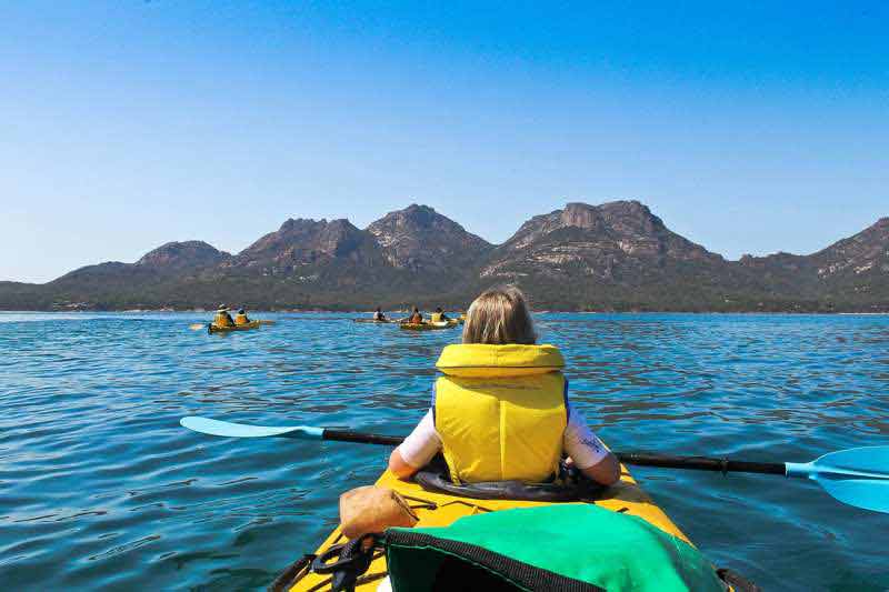 Tasmania attractions - Freycinet kayaking