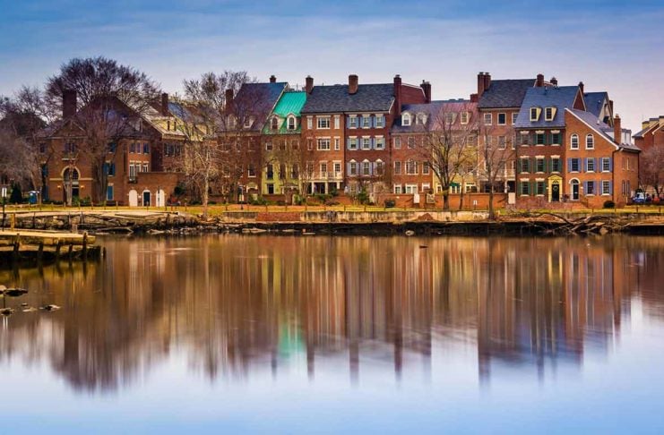 20 Things To Do In Alexandria, Virginia That Feel Like a Step Back in Time alexandria waterfront