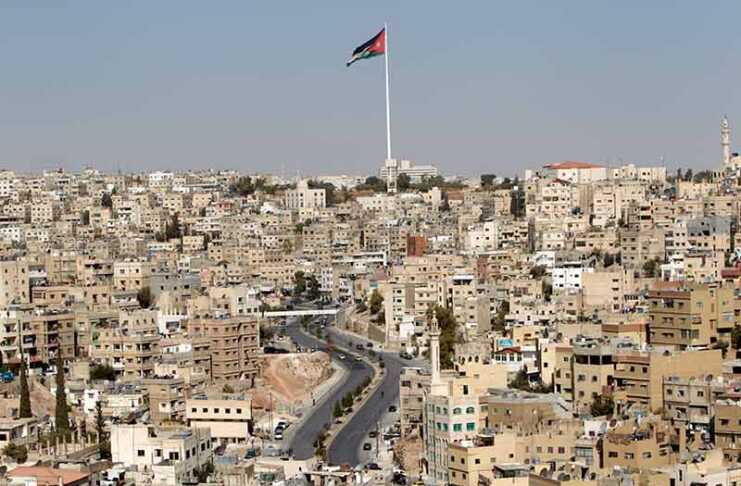 20 things to do in Amman that blend ancient and modern cityscape with Raghadan flagpole