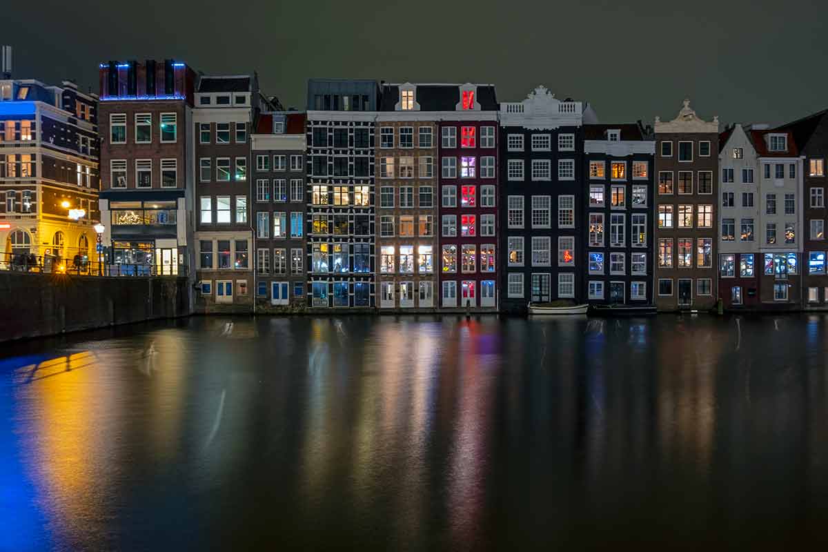 amsterdam at night pictures