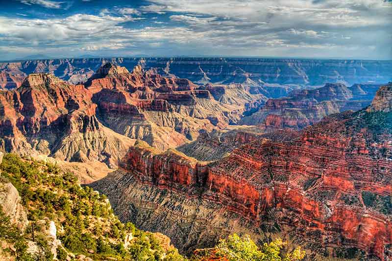 red landscape of the Grand Canyon