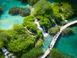 balkan tour Plitvice Lakes National Park,