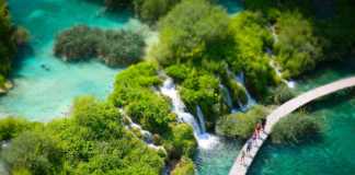 balkan tour Plitvice Lakes National Park,