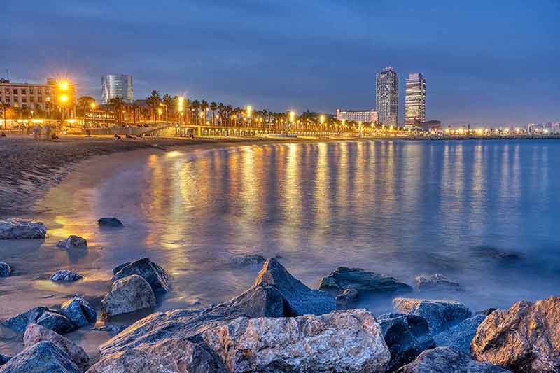 barcelona beach at night