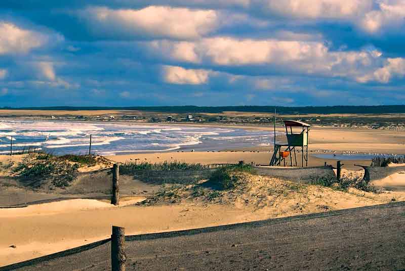beaches of uruguay