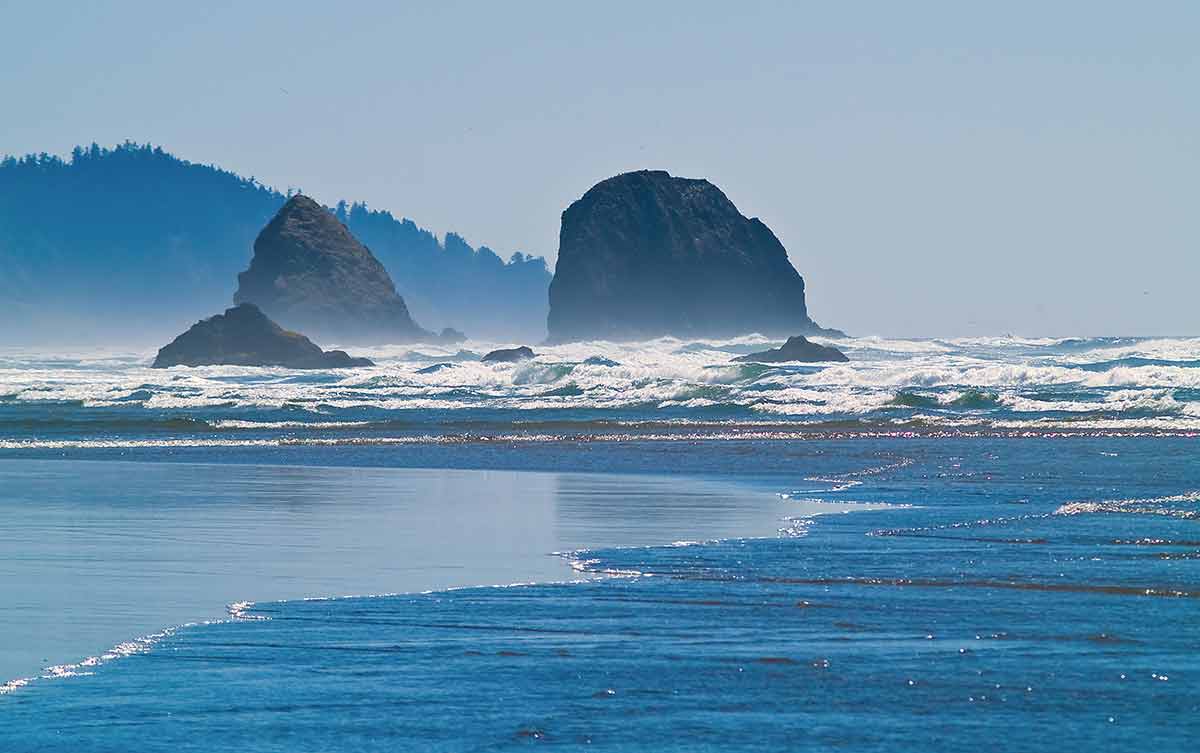 beaches on Oregon coast stacks 