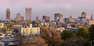 20 Wisconsin Cities And Towns Worth Discovering Beyond Milwaukee Milwaukee Panorama