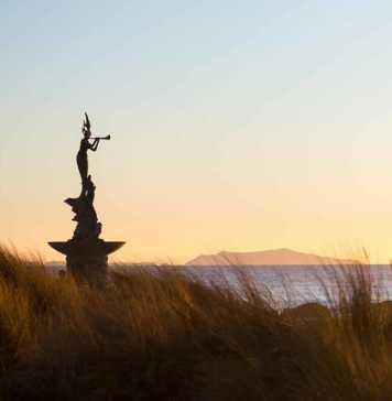 20 Things to Do in Ventura That Capture the Best of Coastal California best things to do in ventura Mermaid statue at the entrance of Ventura harbour