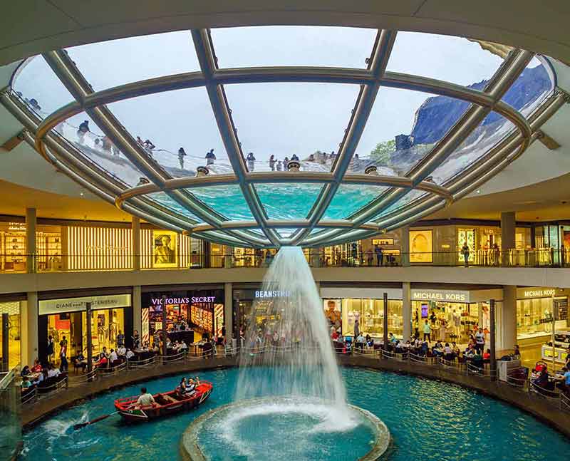 best time of yr to visit Singapore Marina Bay Sands shopping mall