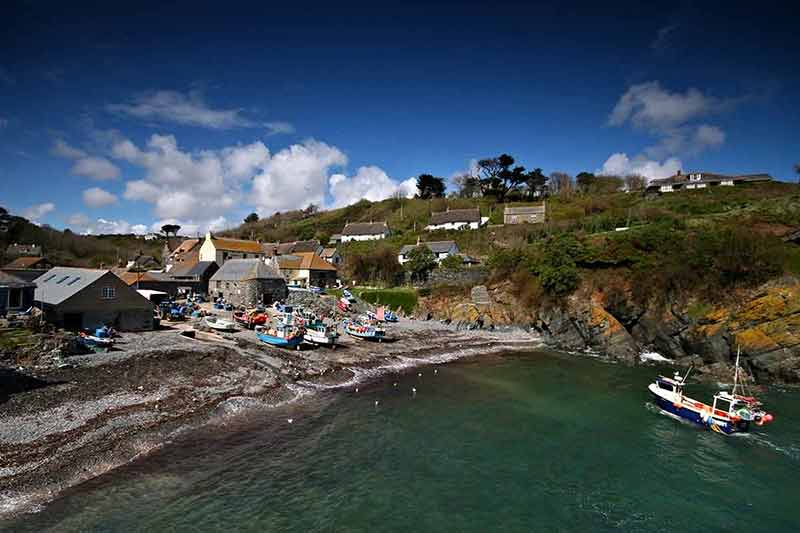 best time to visit cornwall england Cadgwith Cove Lizard Peninsula Cornwall