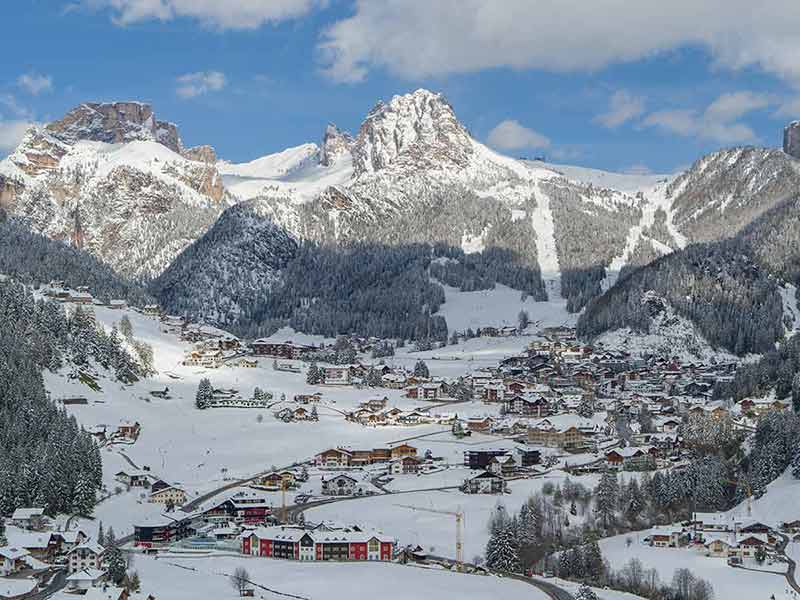 best time to visit southern italy village in a valley covered in snow