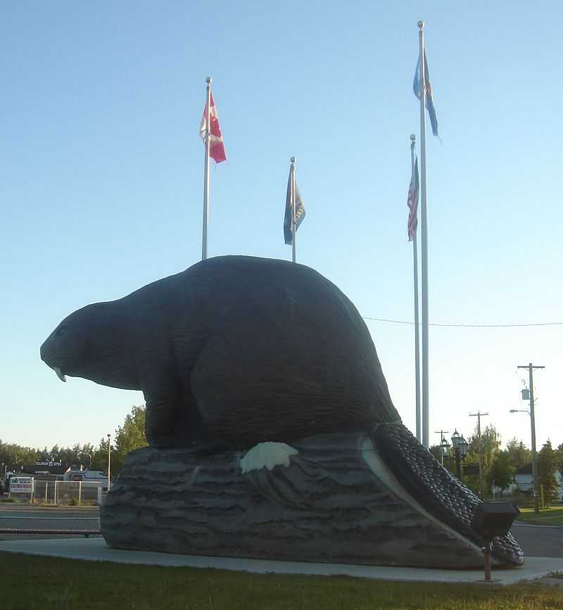 Landmarks in Canada - Giant beaver