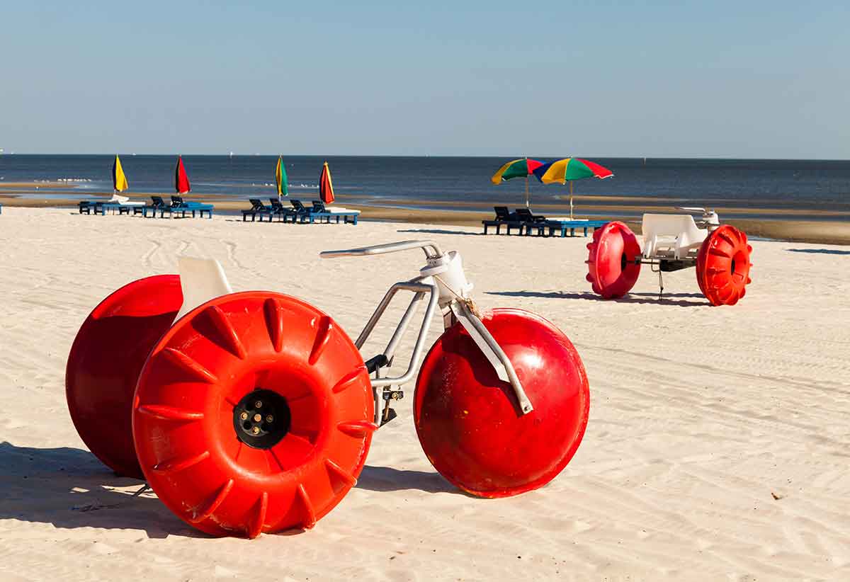 red wheels at biloxi beach