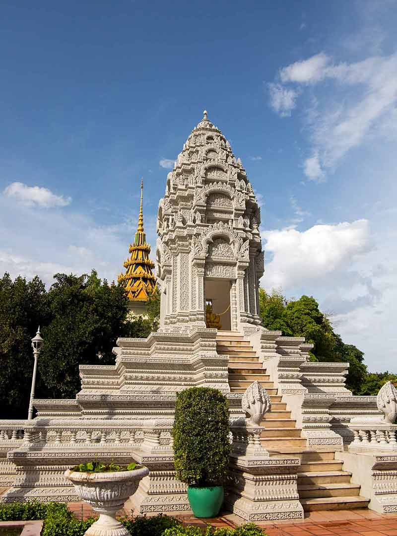 cambodia landmarks Stupa in Royal Palace