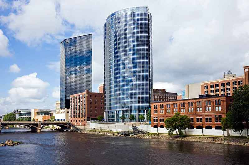 Architecture Of Grand Rapids - old and new buildings