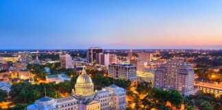 20 Mississippi Cities And Towns Where Southern Culture Comes Alive aerial view of jackson at night