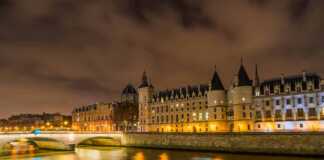 20 Cities Around The World That Truly Come Alive After Dark coolest cities at night