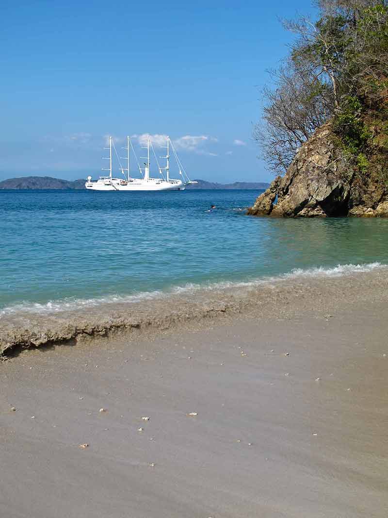 San Jose: Tortuga Island Tour with Lunch Hotel Transfer