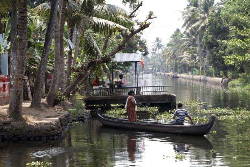 Kerala Cruising the backwaters